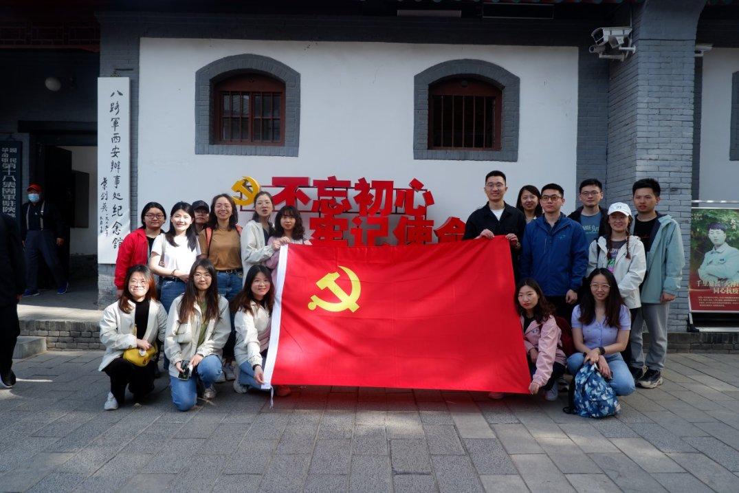 毒舌大师钱钟书,急了连导师一起骂,杨绛:就喜欢他的淘气和痴气
